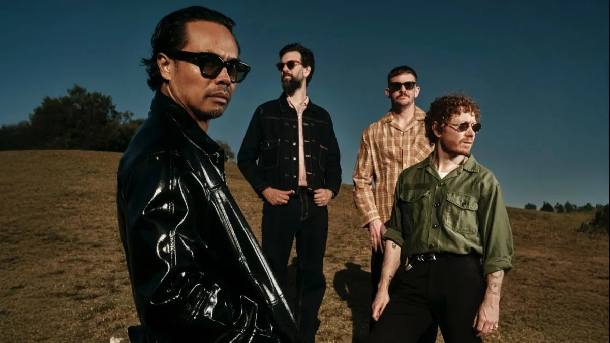 The Temper Trap Rilis 'Into The Wild', Tandai Kembalinya Chemistry Band Setelah Vakum