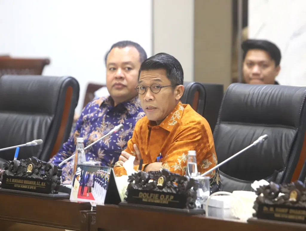 DPR Desak Pemerintah Jaga Stabilitas Rupiah di Tengah Ketegangan Global