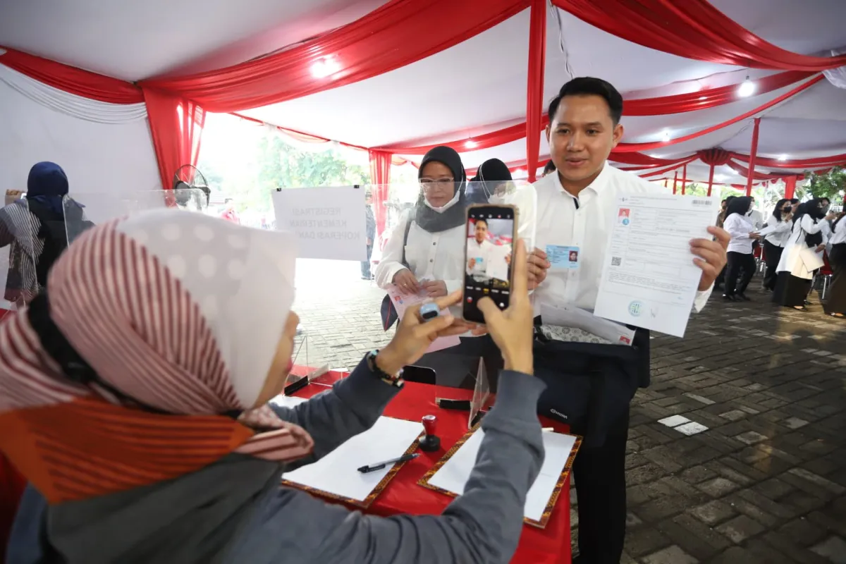 BKN Belum Mengonfirmasi Jadwal CPNS 2026, Kuota 400.000 Formasi Jadi Perbincangan Publik