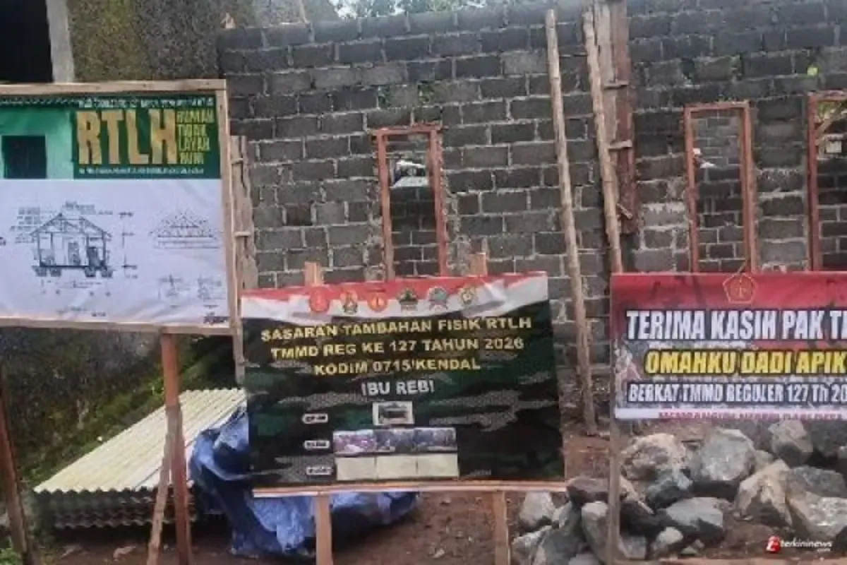 TMMD Kendal Rehabilitasi Rumah Difabel, Rebi Terima Kursi Roda Baru
