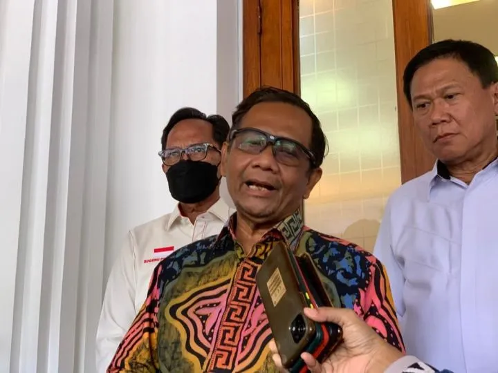 Mahfud MD: Pimpinan KPK Tak Berhak Tetapkan Tersangka dalam Kasus Haji