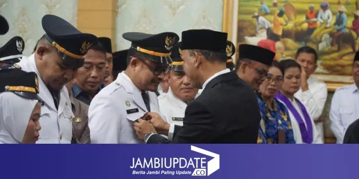 Bupati Hurmin Lakukan Perombakan Kabinet Pertama di Sarolangun