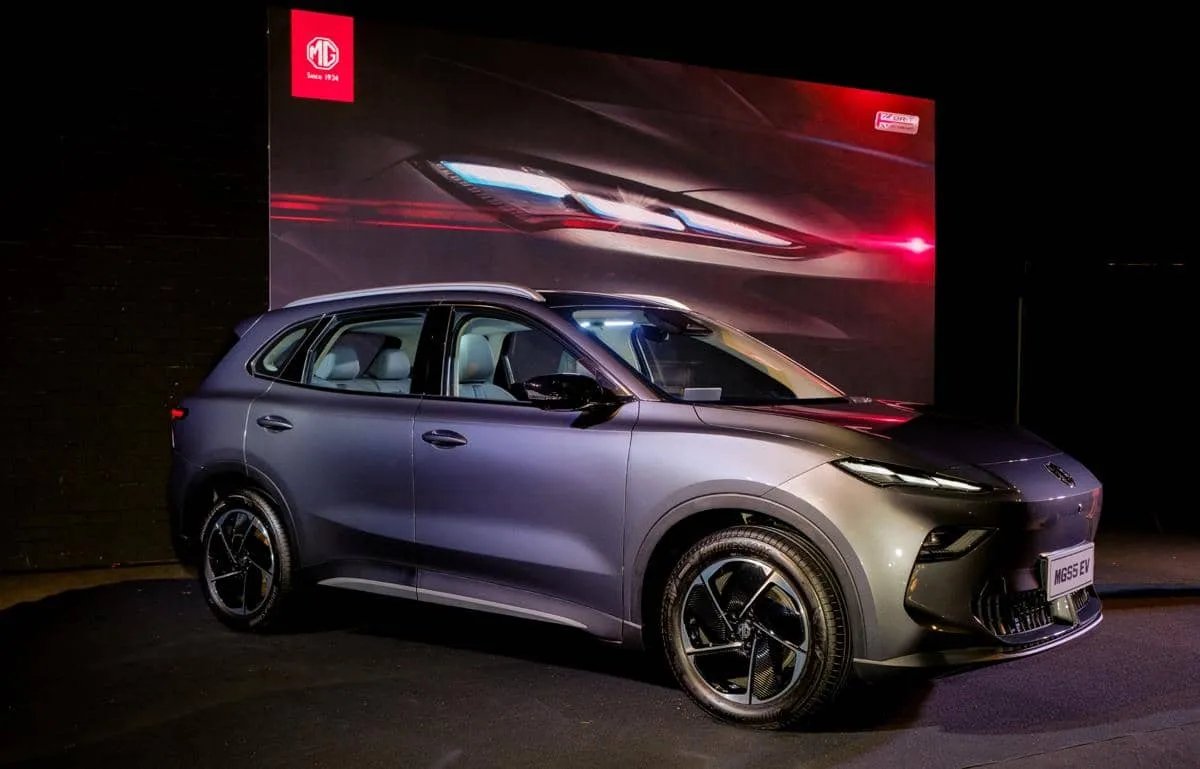 MGS5 EV: Pengalaman Mengemudi Mobil Listrik di Mall untuk Keluarga