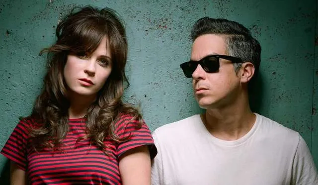 Lagu Lawas She & Him Masuk Billboard Hot 100 Berkat Viral di TikTok