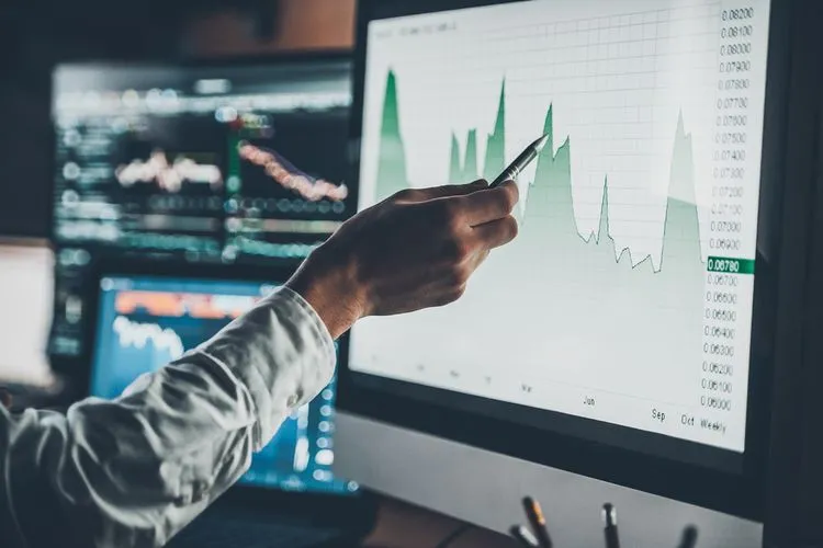 OJK Perketat Aturan Influencer Keuangan untuk Lindungi Investor