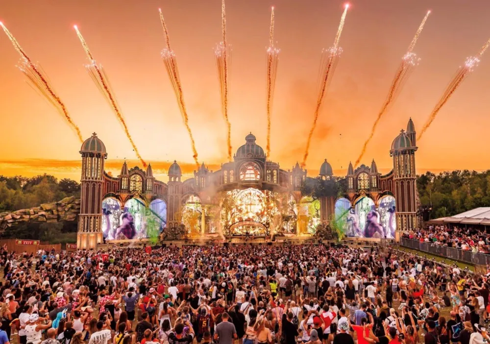 Thailand Targetkan Pendapatan 1 Miliar Dolar dari Festival Tomorrowland