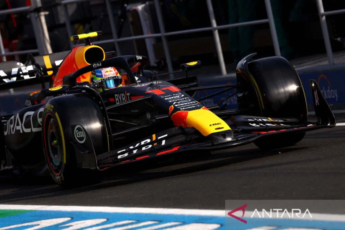 Sergio Perez Dukung Isack Hadjar Sebagai Pembalap Utama Red Bull 2026