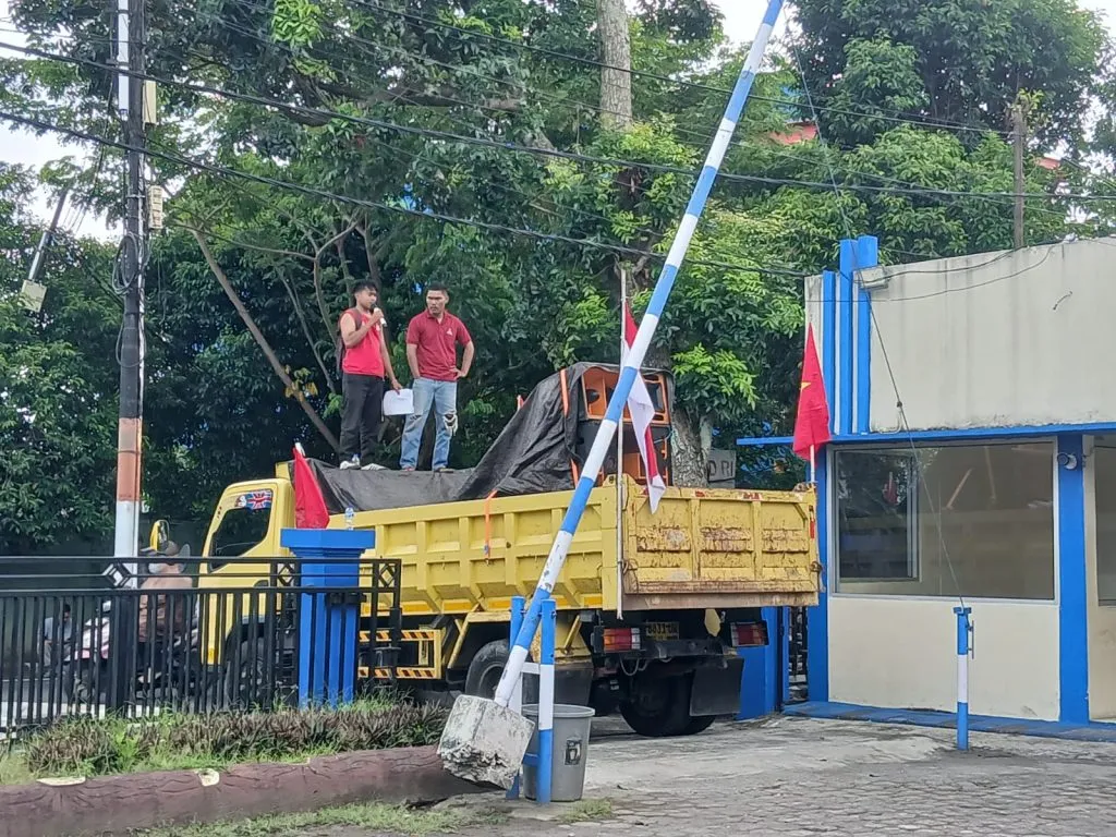LMND Ternate Aksi Menuntut Keadilan Sosial dalam May Day dan Hardiknas