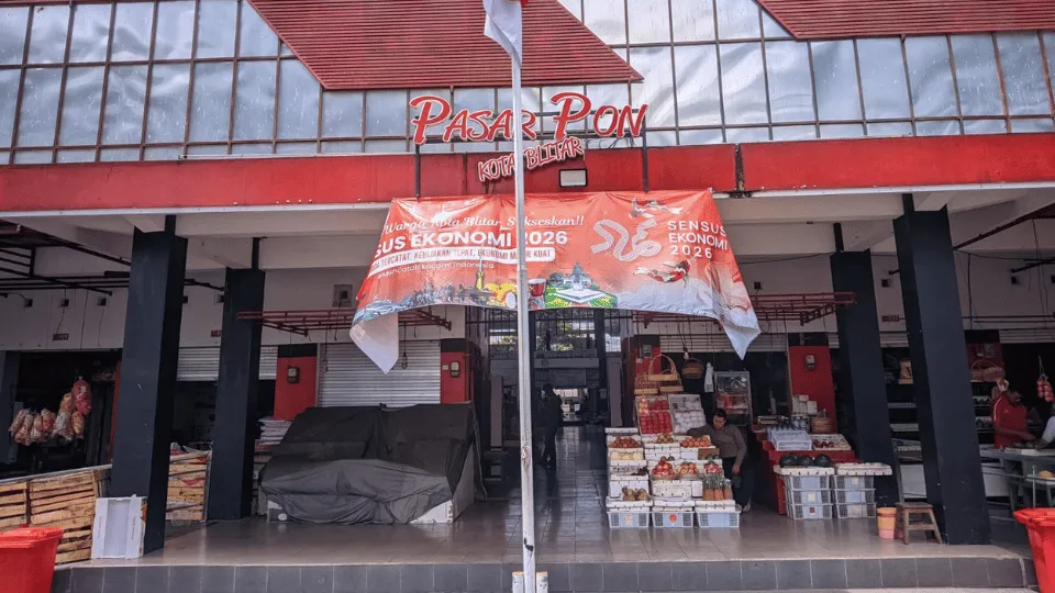 Sepinya Pasar Pon Blitar di Tengah Perubahan Zaman