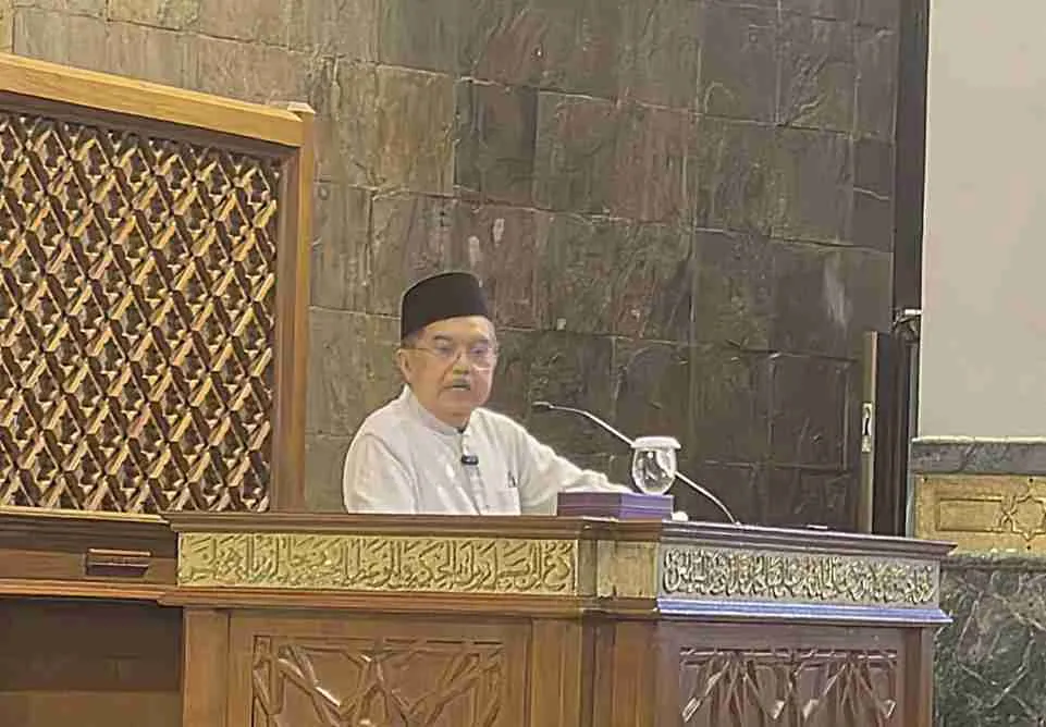 Pertemuan Prabowo dan Jusuf Kalla Bahas Kebijakan Negara
