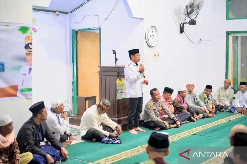 Bupati Dompu Ajak Warga Bijak Gunakan Media Sosial