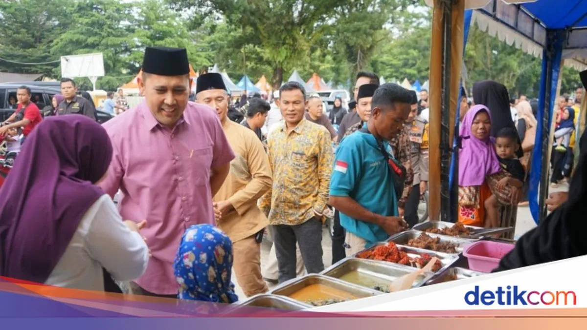 Bupati Merangin Resmikan Pasar Bedug Ramadan untuk Dukung UMKM