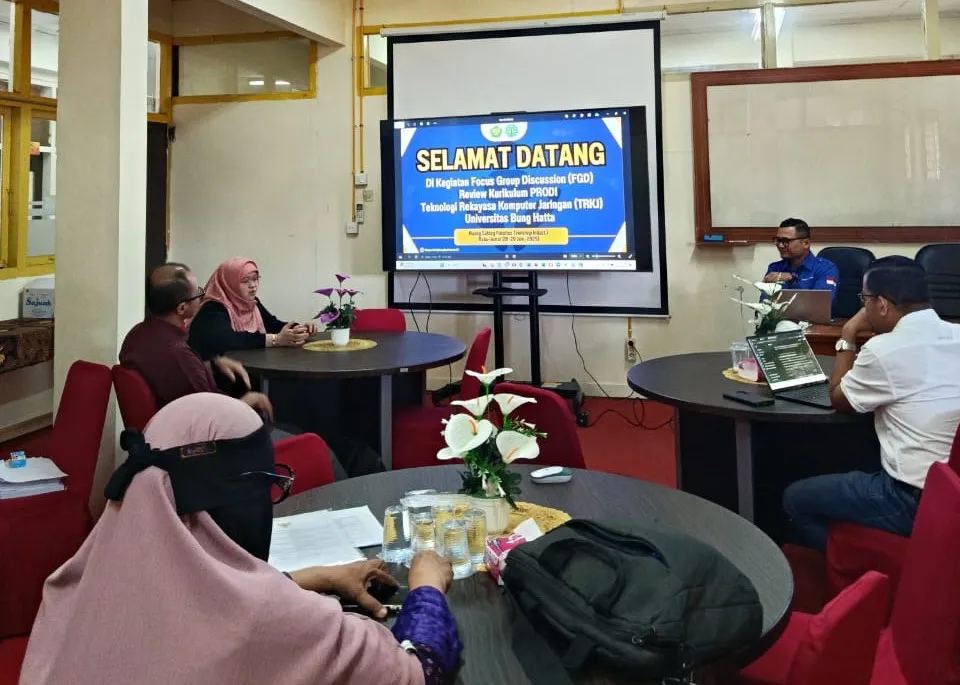 Prodi TRKJ Universitas Bung Hatta Revisi Kurikulum Sesuai Kebutuhan Industri 4.0
