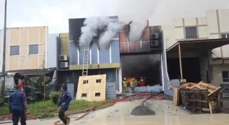 Polisi Selidiki Kebakaran Gudang Pestisida yang Diduga Cemari Sungai Cisadane