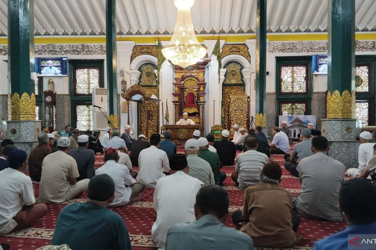 Ramadhan Perkuat Persaudaraan Warga Palembang