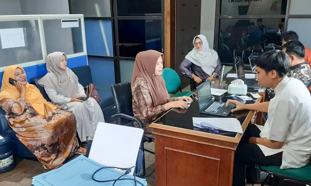 Kepala Sekolah Padang Aktifkan Tanda Tangan Elektronik untuk Efisiensi Administrasi
