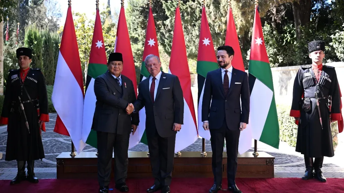 Prabowo Disambut Hormat oleh Raja Abdullah II di Istana Basman