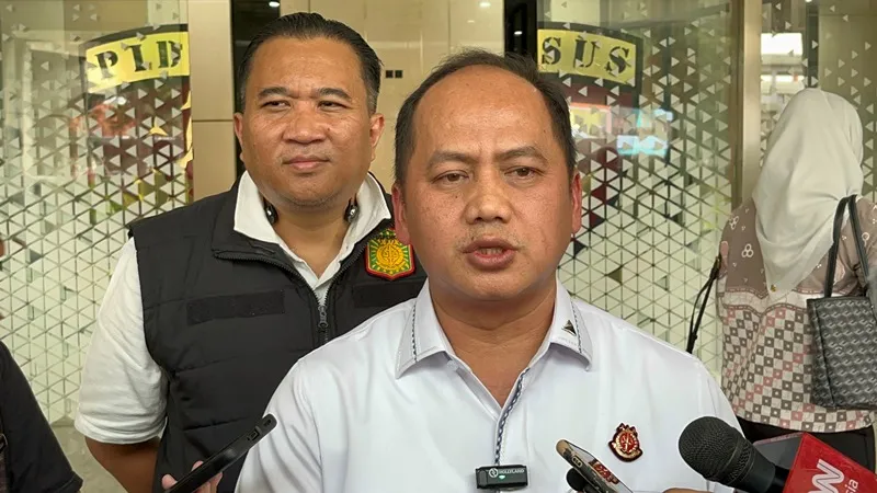 Kejaksaan Hentikan Kasus Rangkap Jabatan Guru Honorer di Probolinggo