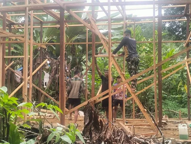 Satgas TMMD Teruskan Pembangunan RTLH di Tengah Ramadan