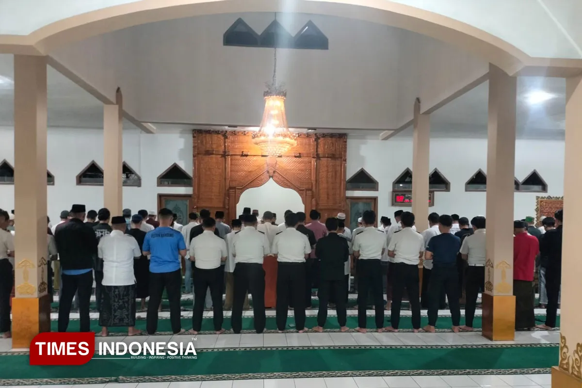 Kegiatan Ramadan WBP Rutan Bandung: Tadarus dan Takjil dari Keluarga