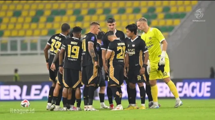 Persita Tantang Dewa United di Indomilk Arena: Pertaruhan Posisi Klasemen