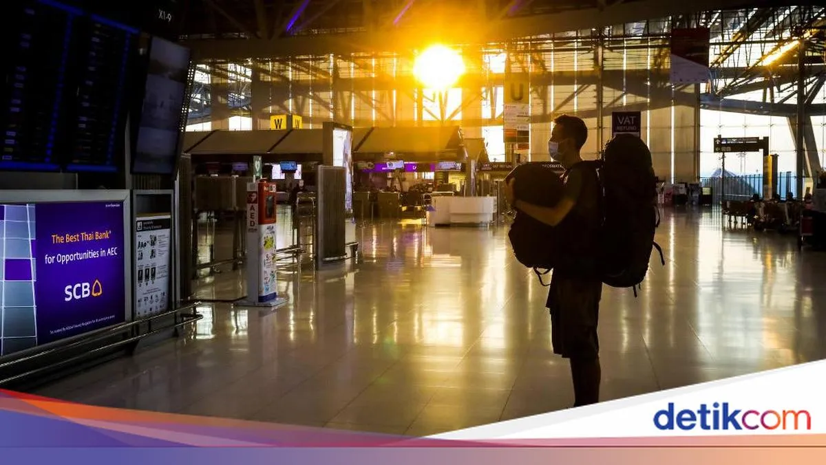 Turis Terjebak di Bandara Selama 10 Hari