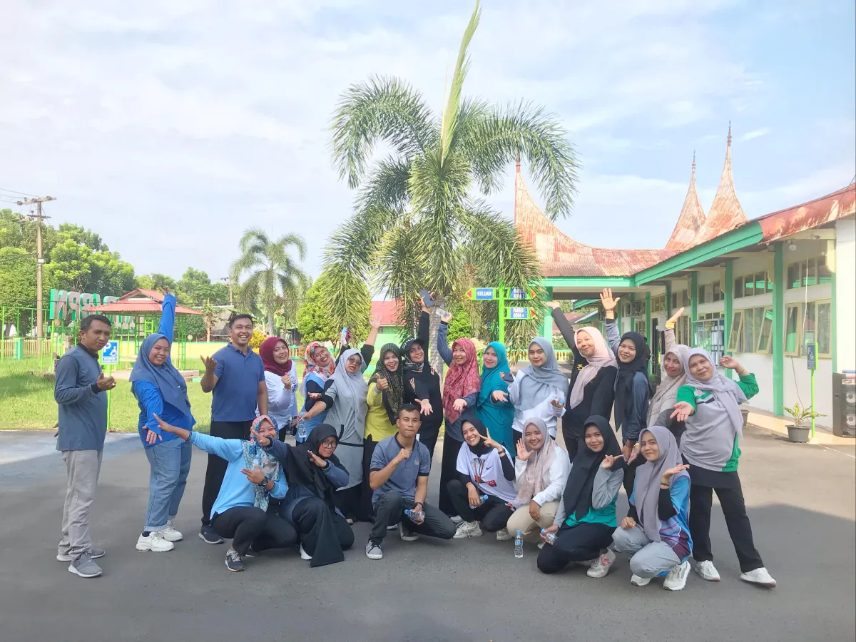 Kantor Pertanahan Agam Gelar Senam Sehat untuk Tingkatkan Kebugaran dan Kekompakan