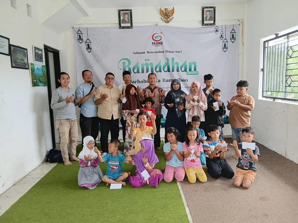 Komunitas Aksara Tumapel Salurkan Santunan Ramadan untuk Anak Panti Yasibu