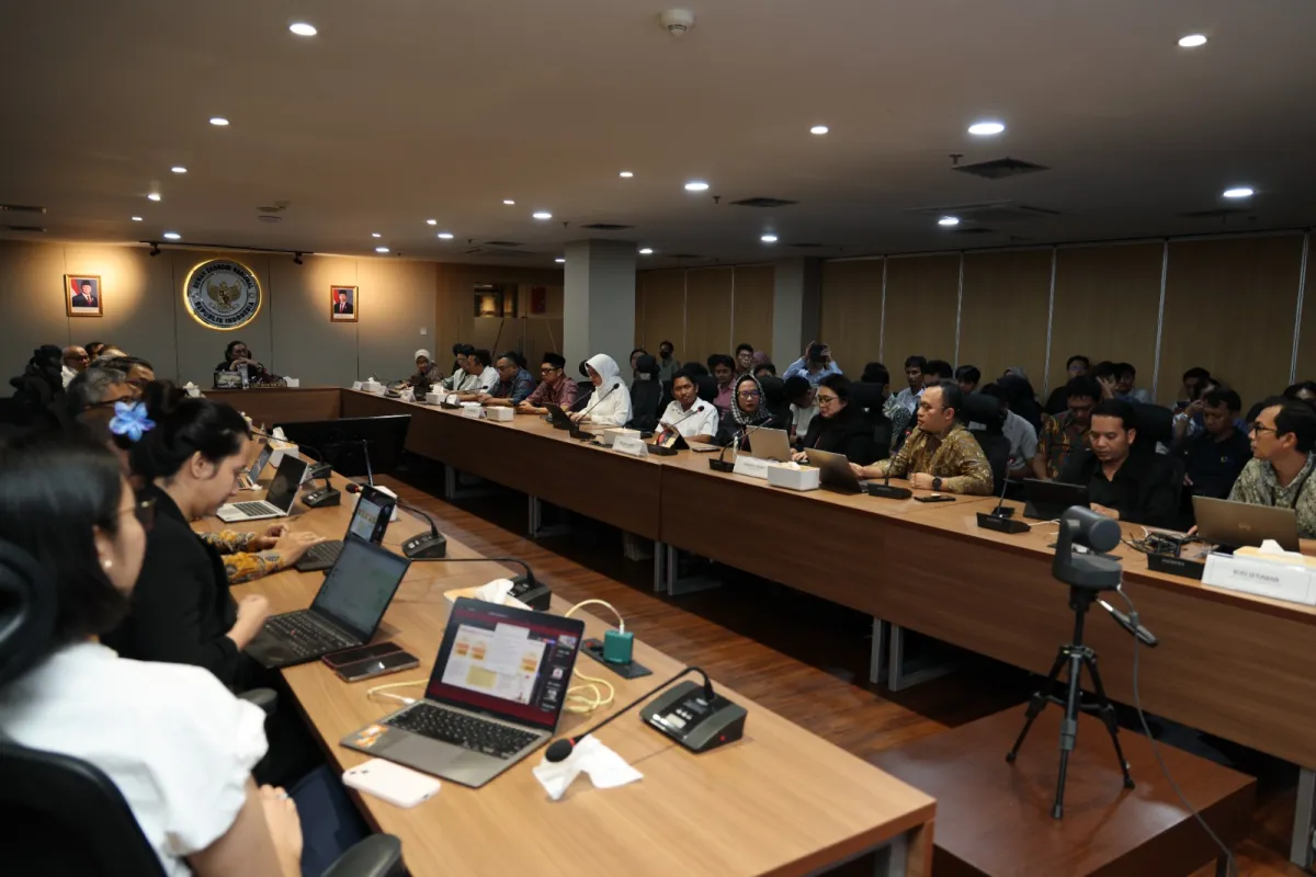 Rapat Percepatan Digitalisasi Bantuan Sosial di Jakarta