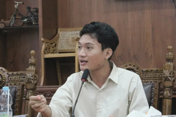 Ketua BEM UGM Tolak Undangan Prabowo: 'Ada Sihir Istana'