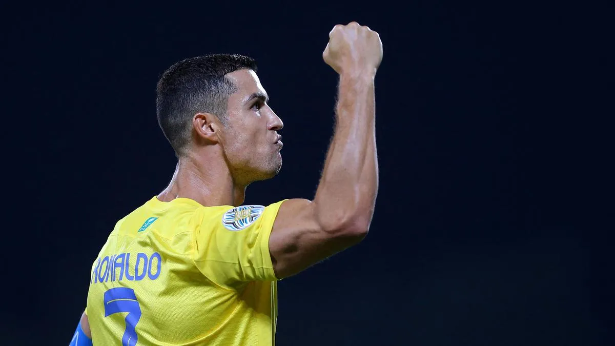 Cristiano Ronaldo: Dari Lapangan Hijau ke Kerajaan Bisnis Multinasional