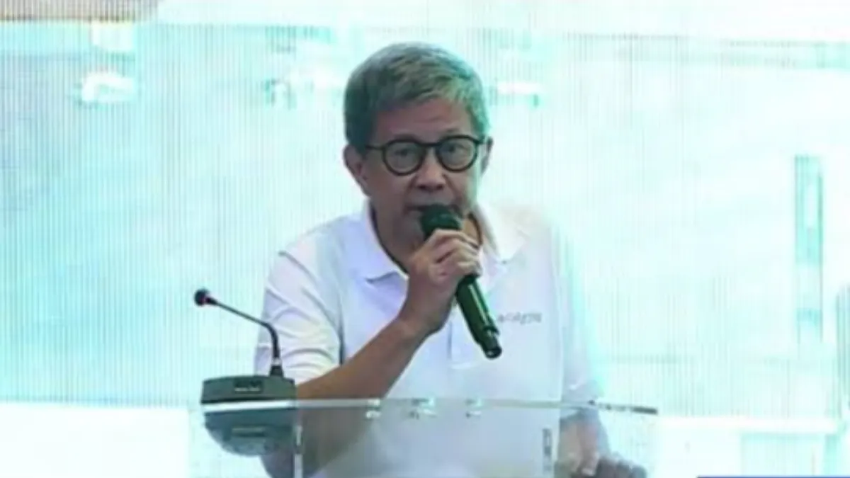 Rocky Gerung Kritik Pemalsuan Ijazah dalam Forum Pendidikan Yogyakarta