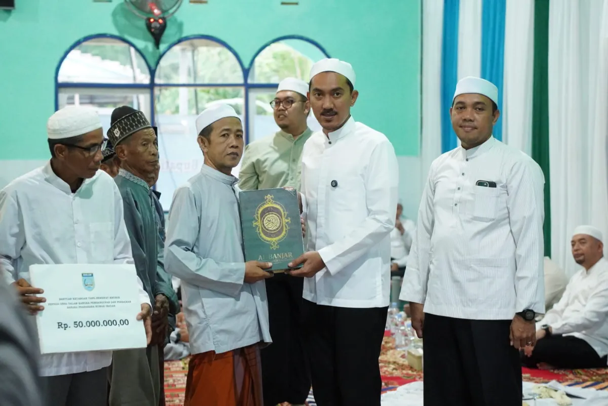 Bupati Banjar Serukan Pembangunan Merata dalam Safari Ramadan di Desa Sungai Jati