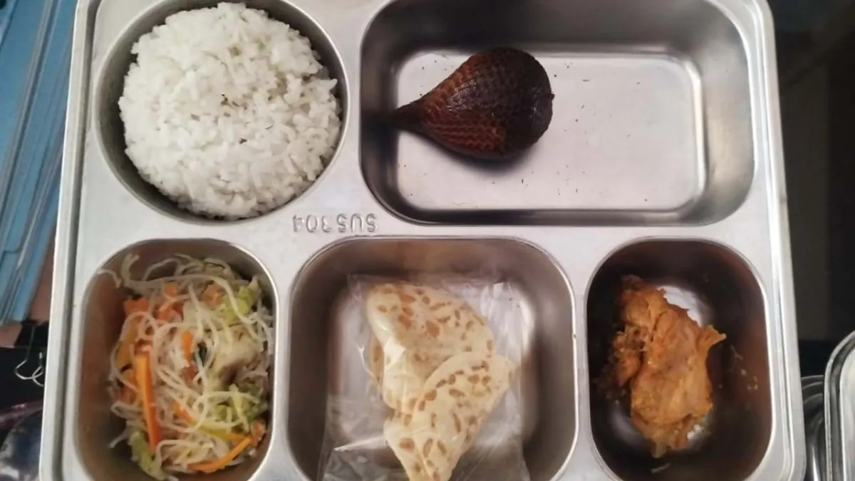 Bau Menyengat MBG Dapur Ngantru 3 Terungkap, Ayam Tak Segar Jadi Biang Masalah