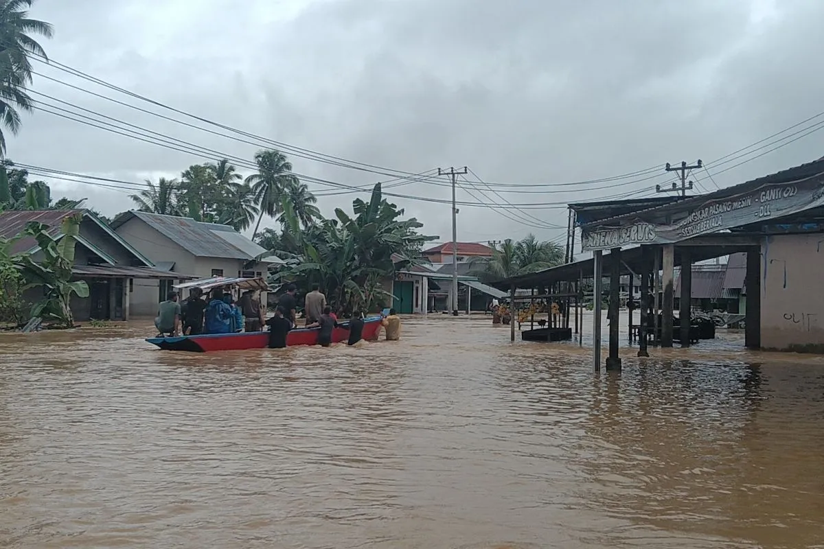 Pemkab Pasaman Barat Ajak Warga Tepi Sungai Waspada Banjir