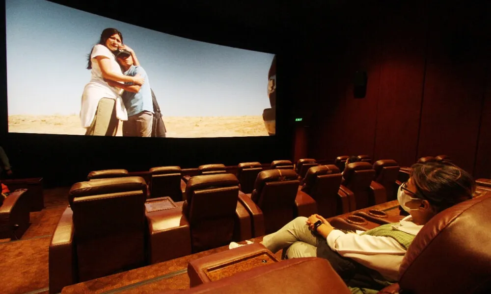 Cinema United Tolak Merger Paramount dan Warner Bros karena Khawatir Pengurangan Produksi Film