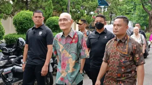Wapres Ke-6 RI Try Sutrisno Meninggal Dunia di Usia 90 Tahun
