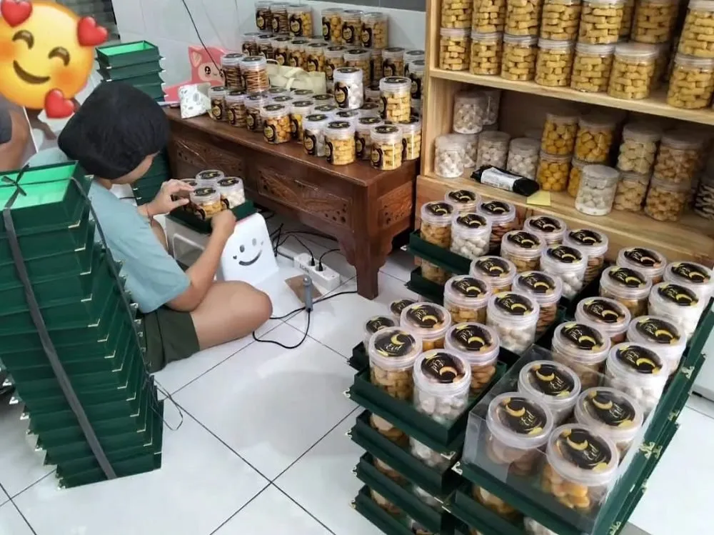 Cempaka Cookies: Lonjakan Pesanan Kue Kering di Ramadan Kota Malang