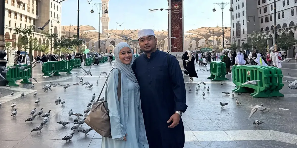Artis Rayakan Ramadan dengan Ibadah di Tanah Suci
