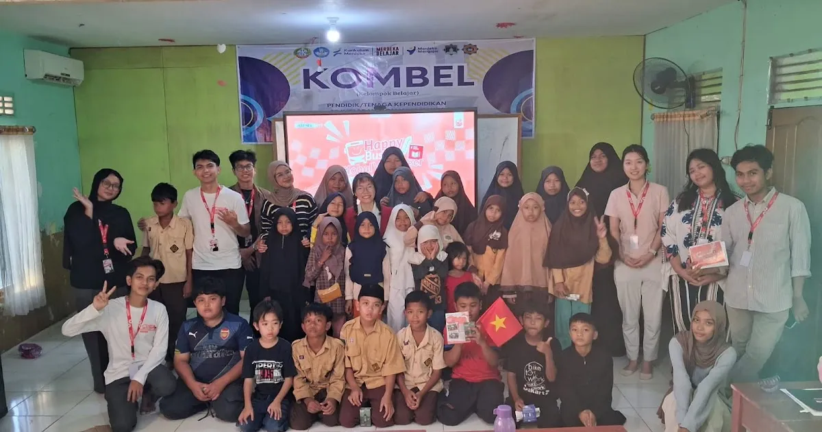 AIESEC Untan Luncurkan Program Happy Bus untuk Pendidikan Anak