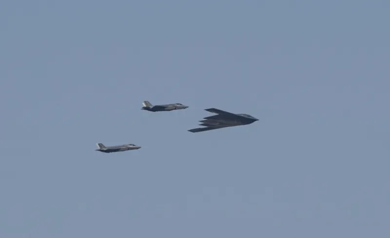 Kedatangan 12 Jet F-22 AS di Israel Memicu Ketegangan dengan Iran