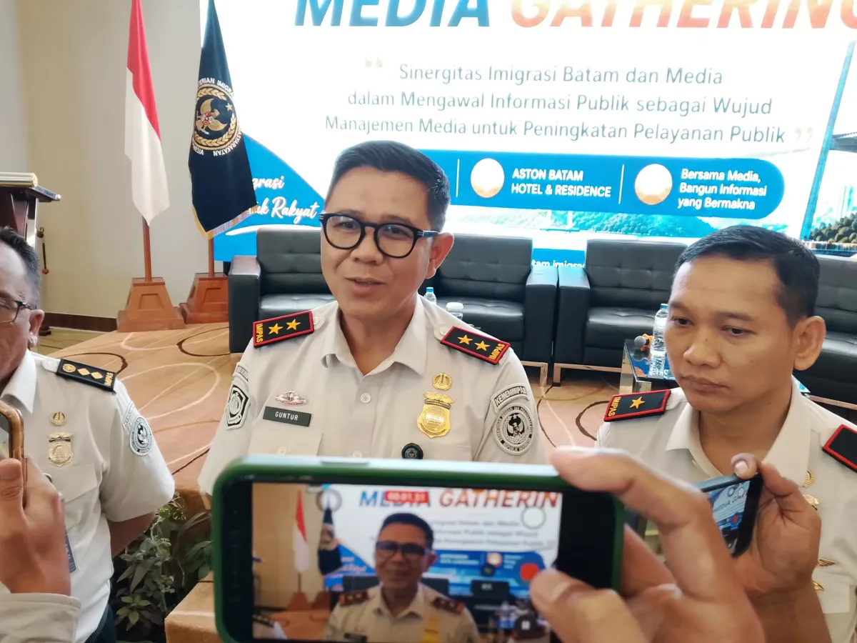 Sinergi Imigrasi Batam dan Media dalam Mendukung Investasi dan Pariwisata di Kepri