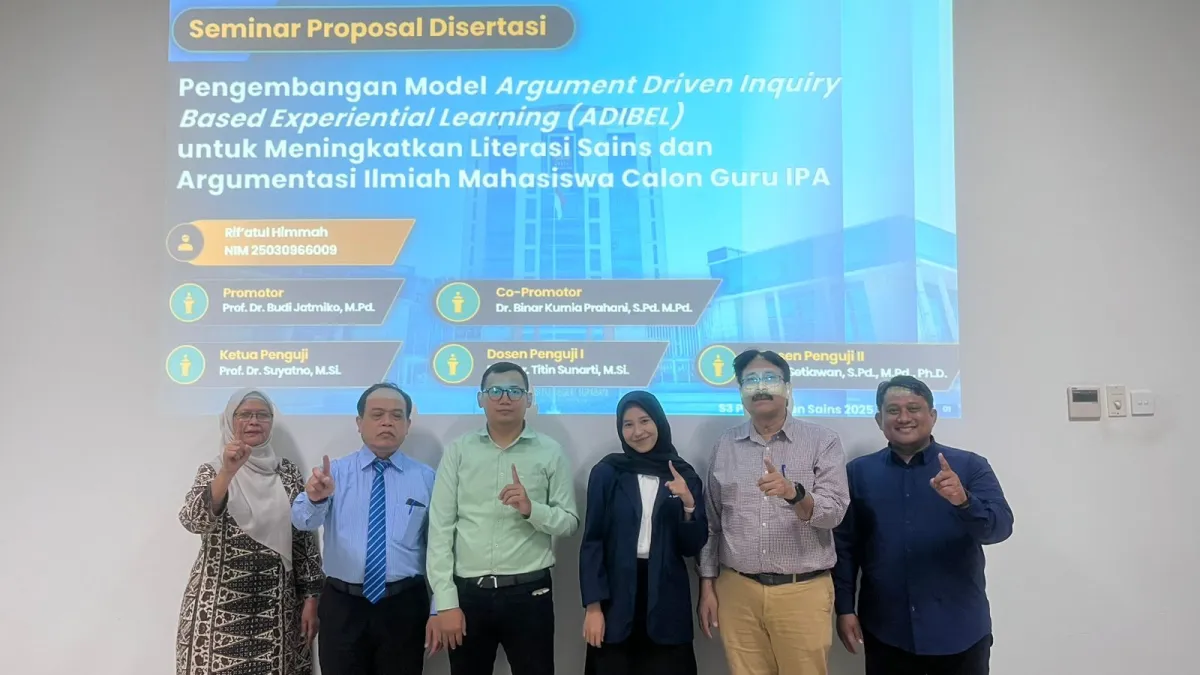 Rif’atul Himmah Presentasikan Model ADIBEL dalam Ujian Proposal Disertasi S3 Pendidikan Sains