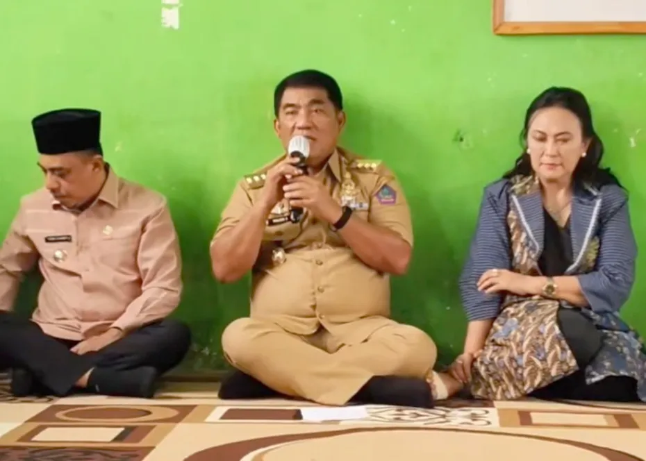 Gubernur Yulius Selvanus Perkuat Peran Pesantren dalam Pembinaan Generasi Muda di Safari Ramadhan