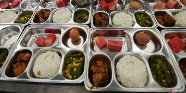 PKS Dorong Evaluasi Program Makan Bergizi Gratis Pasca Penonaktifan Dapur