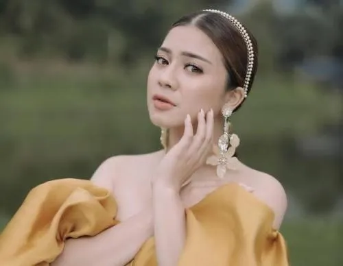 Felicya Angelista Fokus Mengurus Anak Usai Vakum dari Dunia Akting