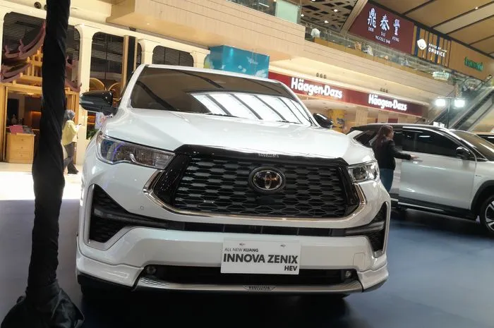 Toyota Kijang Innova Zenix Hybrid EV 2026: Inovasi Crossover untuk Keluarga Indonesia