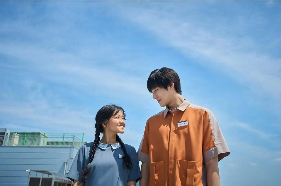 Cinta Tanpa Batas: Lee Gyeong Rok Mengikuti Hobi Kim Mi Jung di Film Pavane