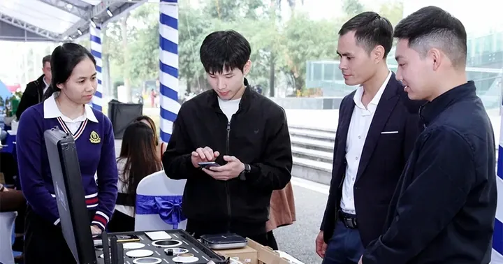 Phu Tho Dorong Inovasi dan Dukungan untuk Bisnis Rintisan