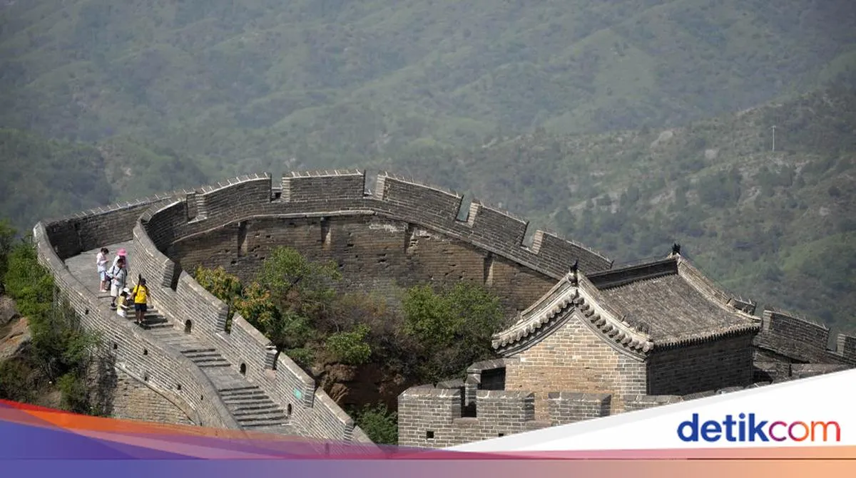 China Perluas Kebijakan Bebas Visa untuk 79 Negara, Termasuk Inggris dan Kanada